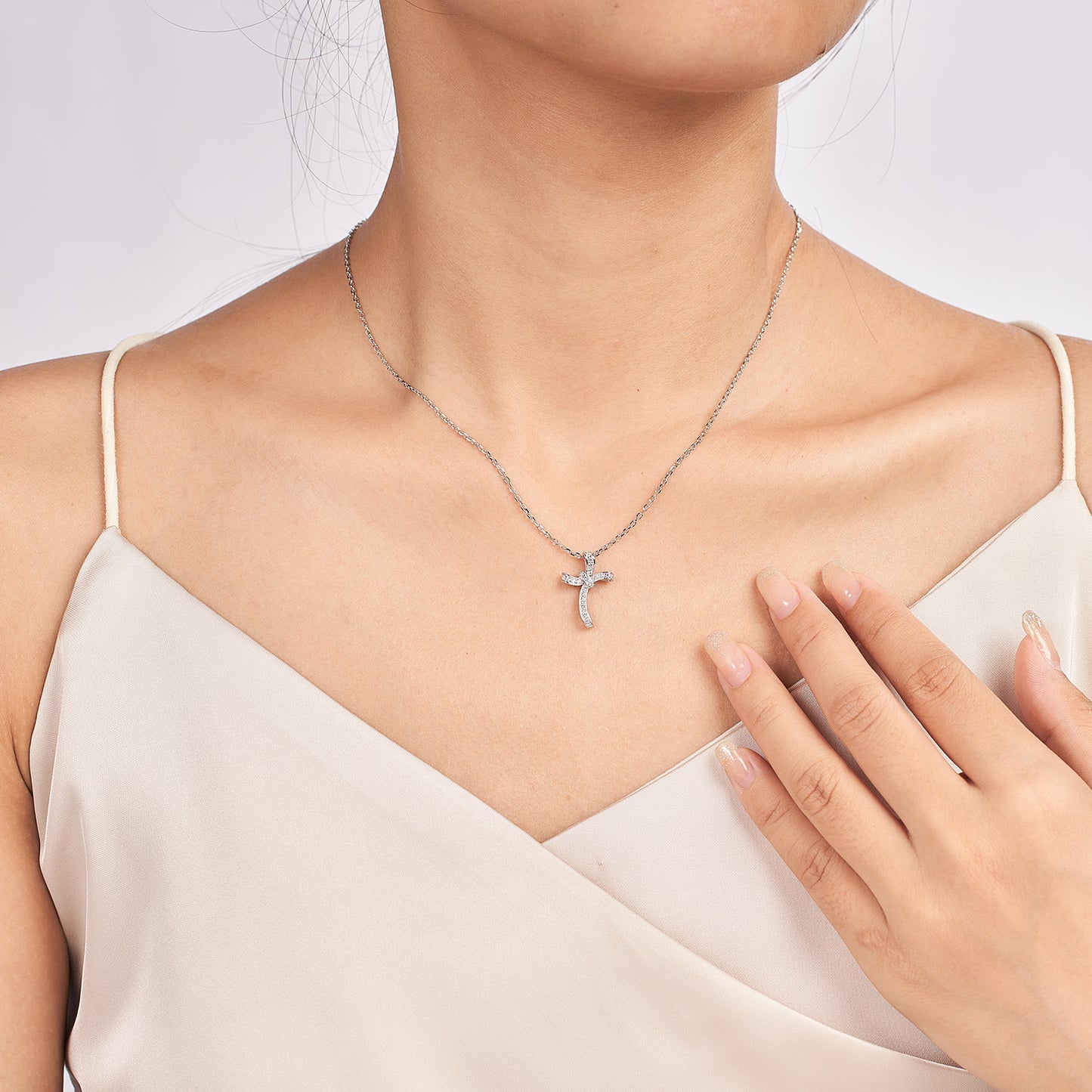 Moissanite Cross Pedant Necklaces In Sterling Silver