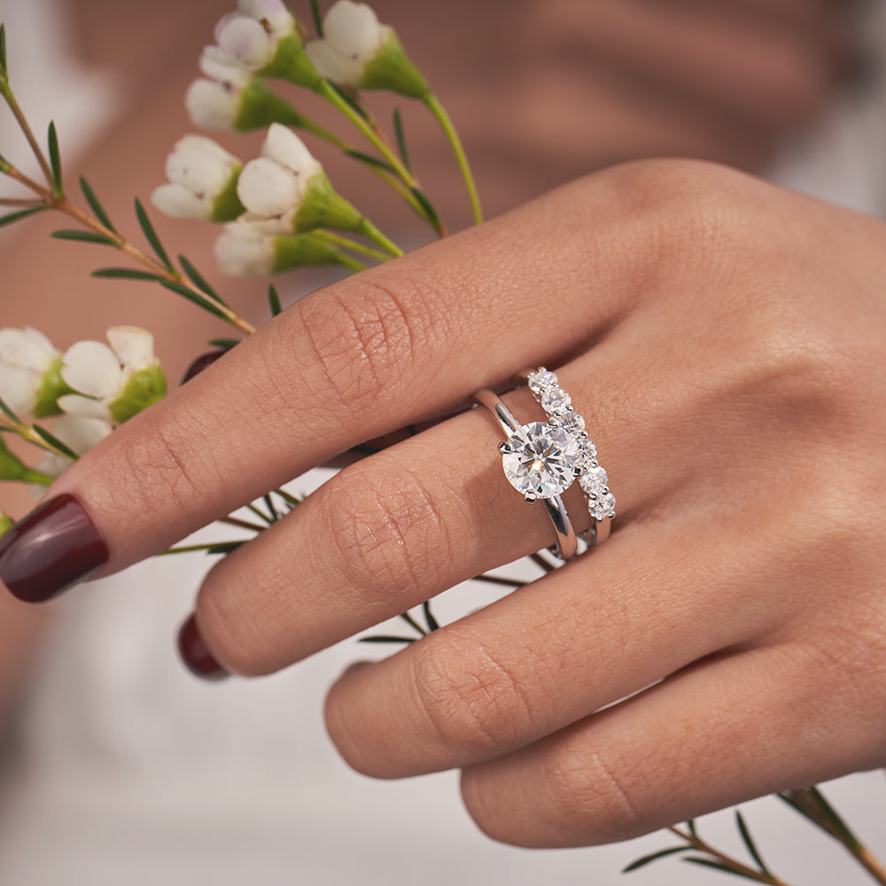 14K White Gold 6 Stone Moissanite Wedding Band Rings for Women 0.7CT