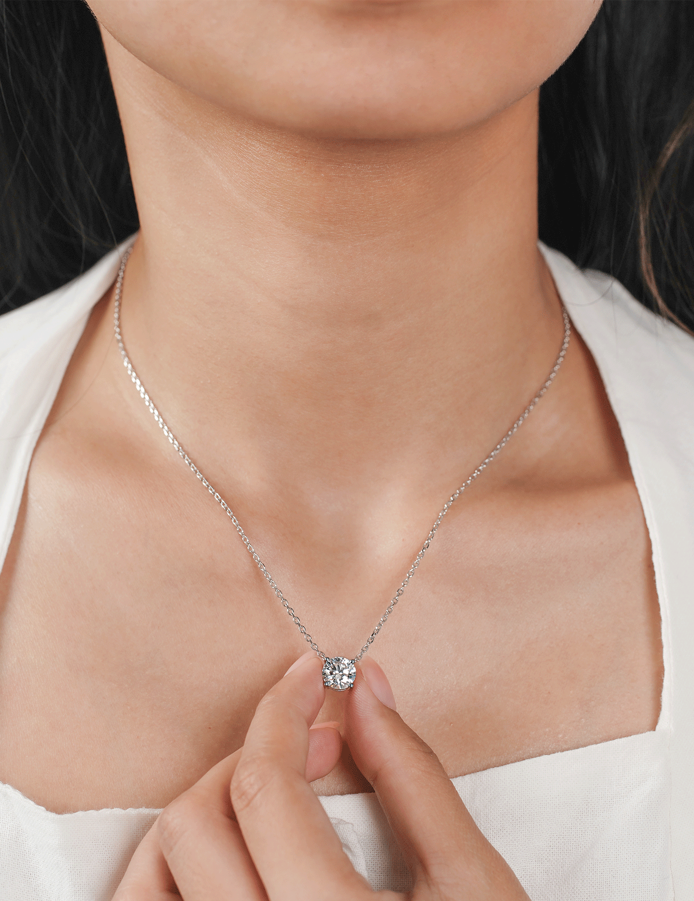 Solitaire Moissanite 4 Prong Round CutNecklaces for Women