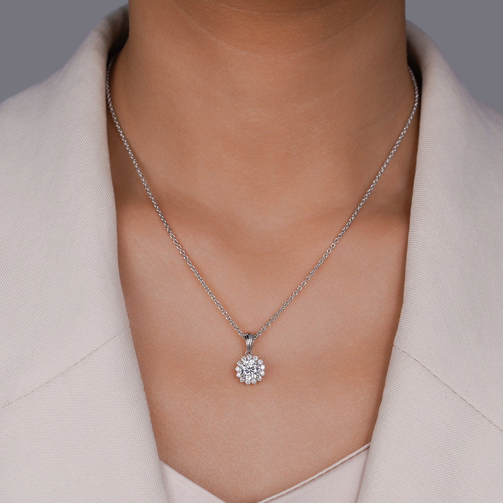 Lab Grown Diamond Flower Cluster Pendant Necklaces for Women