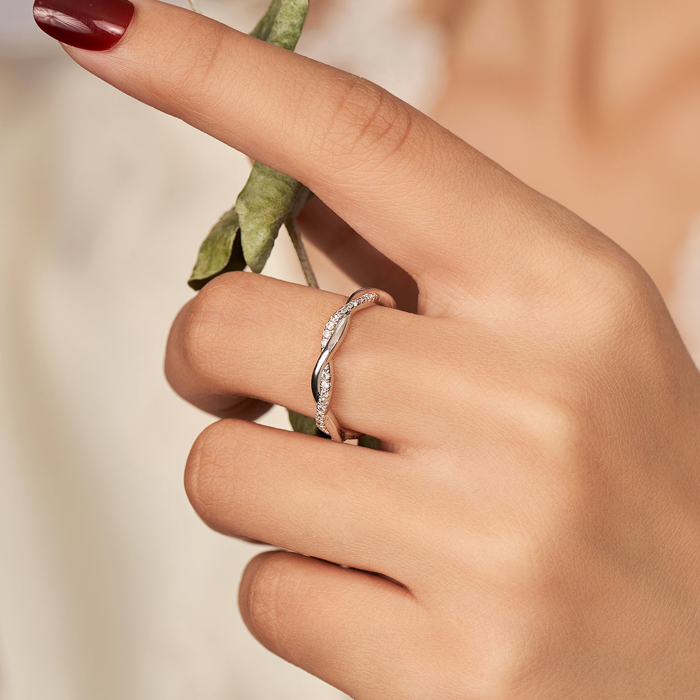 Full Moissanite Twist Wedding Band for Women 0.3CT 1.5mm